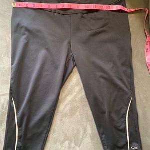 Champion black crop pants